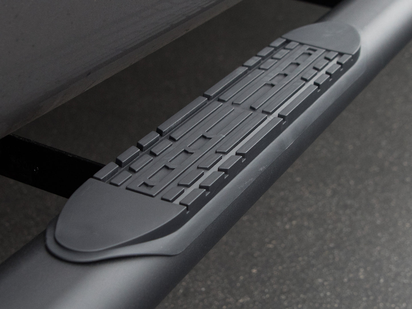 Armordillo 2002-2008 Dodge Ram 1500 - Regular Cab 4" Oval Step Bar -Matte Black - Armordillo USA by I3 Enterprise Inc.