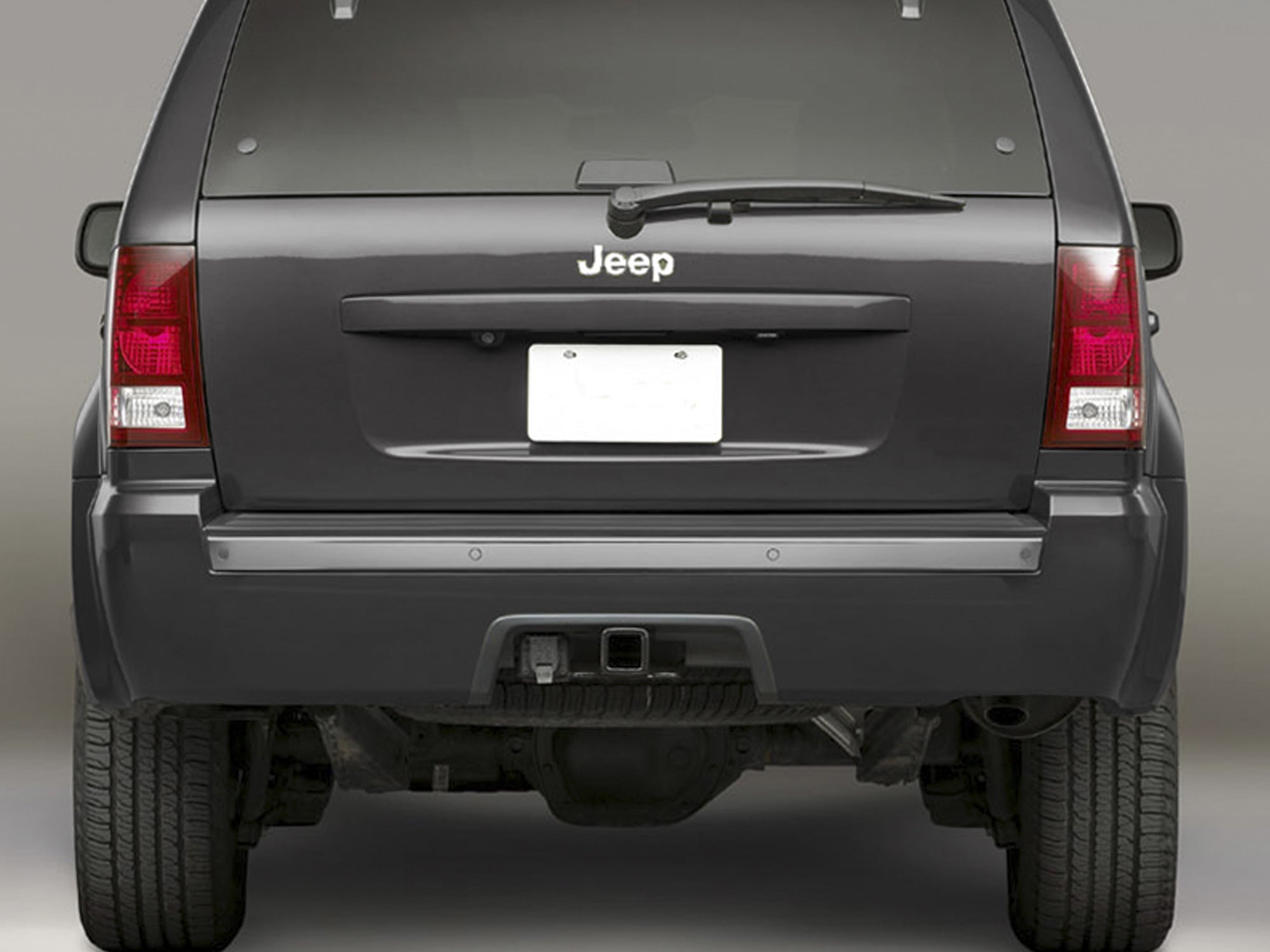 Armordillo 2004-2007 Dodge Caravan Class 3 Trailer Hitch - Black