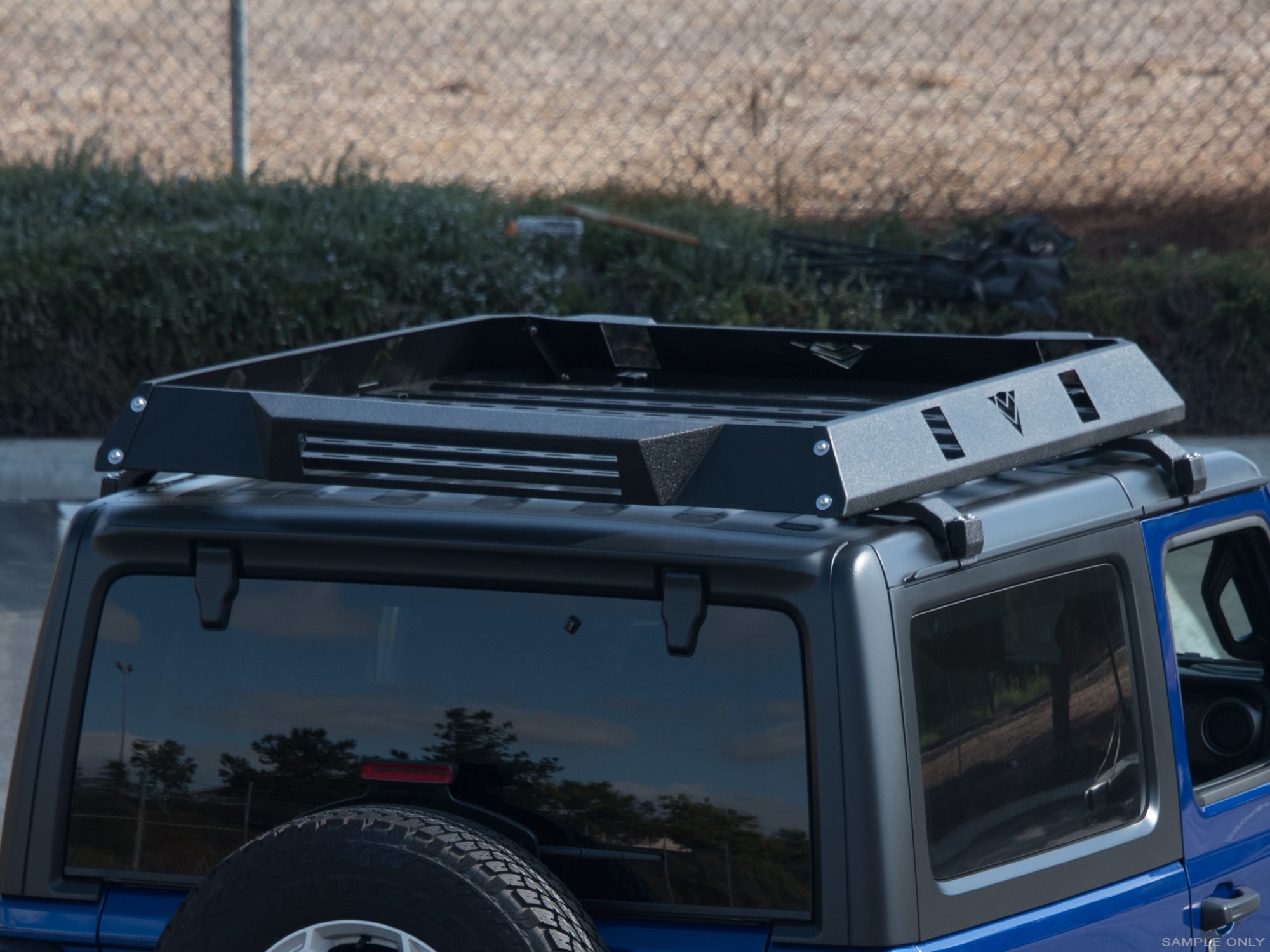 Armordillo AR-M Roof Rack - Armordillo USA by I3 Enterprise Inc. 