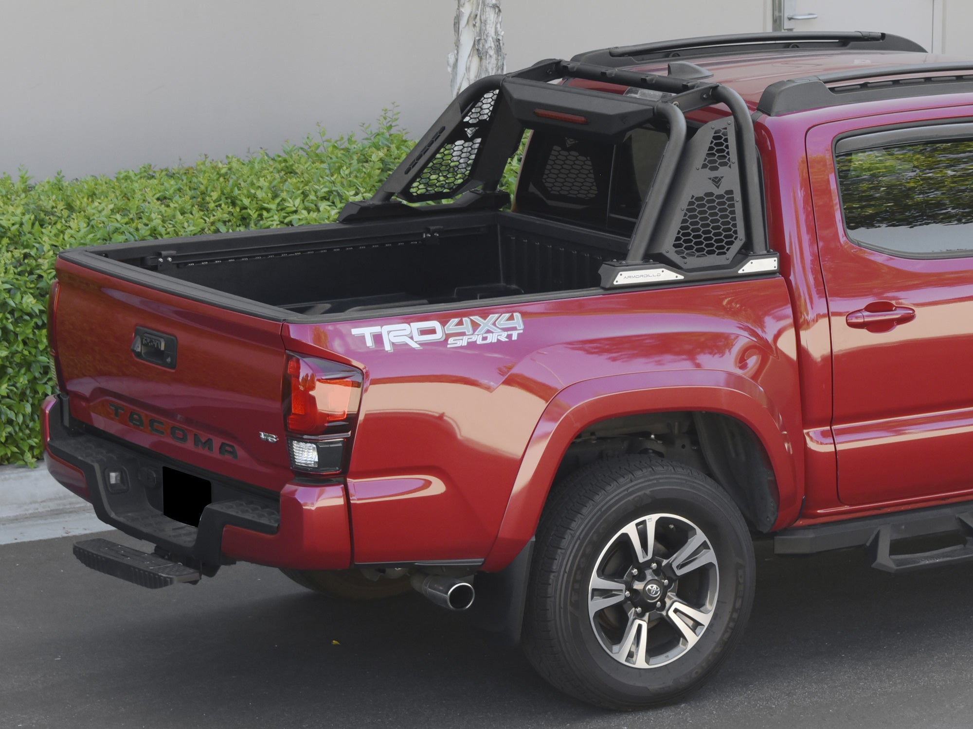Armordillo CR-M Chase Rack W/3rd Brake Light For Full Size Trucks - Armordillo USA by I3 Enterprise Inc.