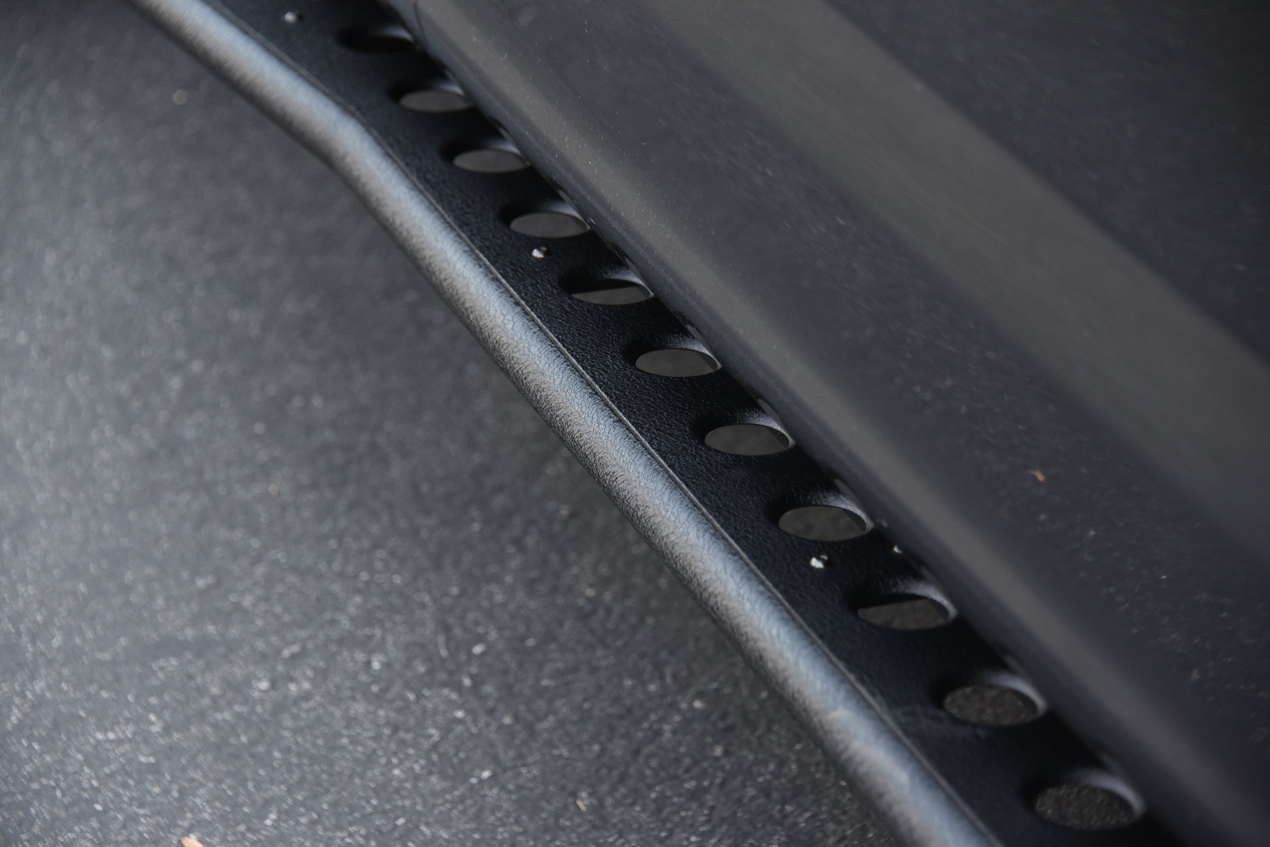 Armordillo 2007-2018 GMC Sierra 1500/2500/3500 Crew Cab RS Series Running Board - Texture Black
