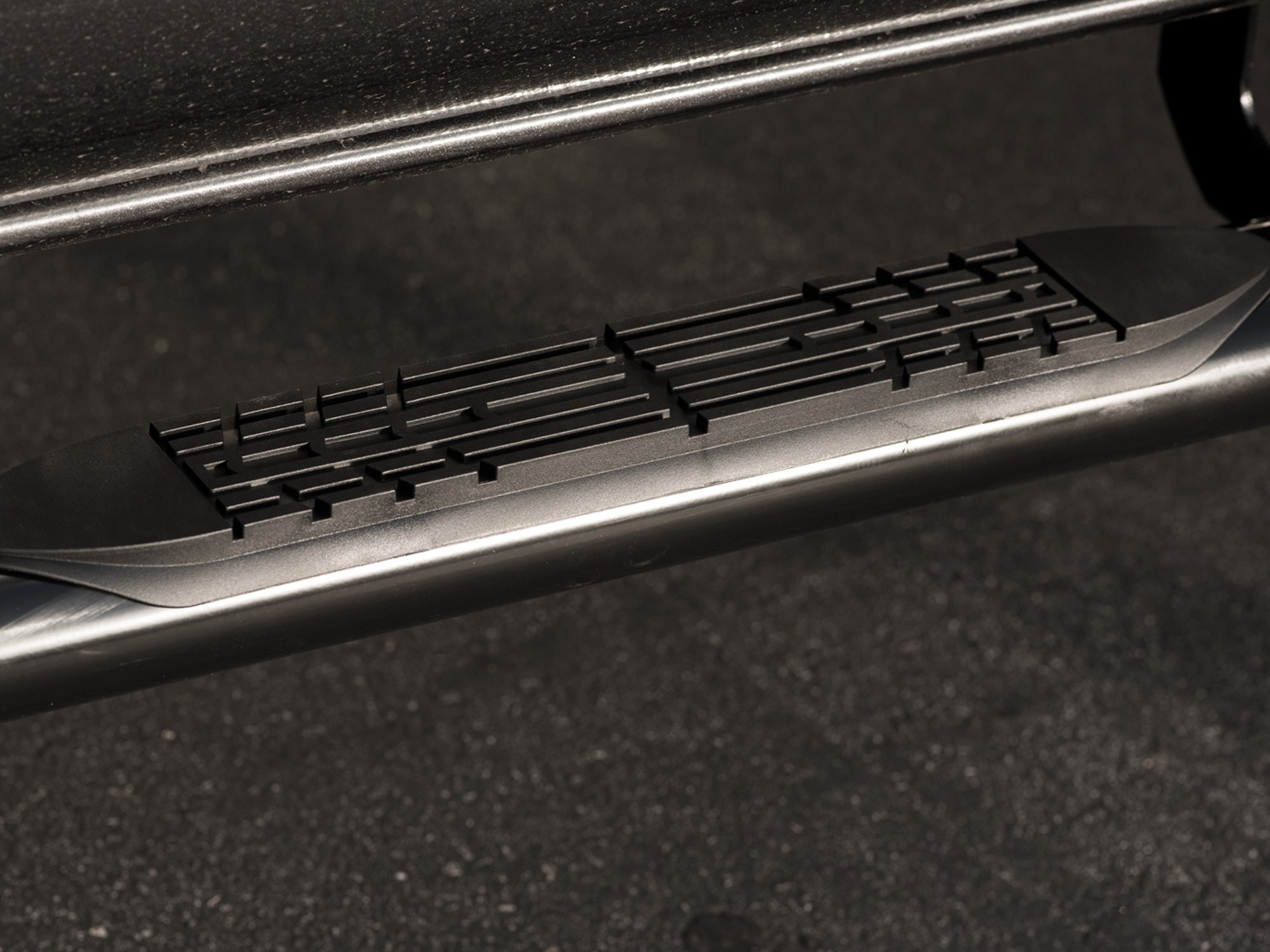 Armordillo 2002-2008 Dodge Ram 1500 - Quad Cab 4" Oval Step Bar -Black - Armordillo USA by I3 Enterprise Inc. 