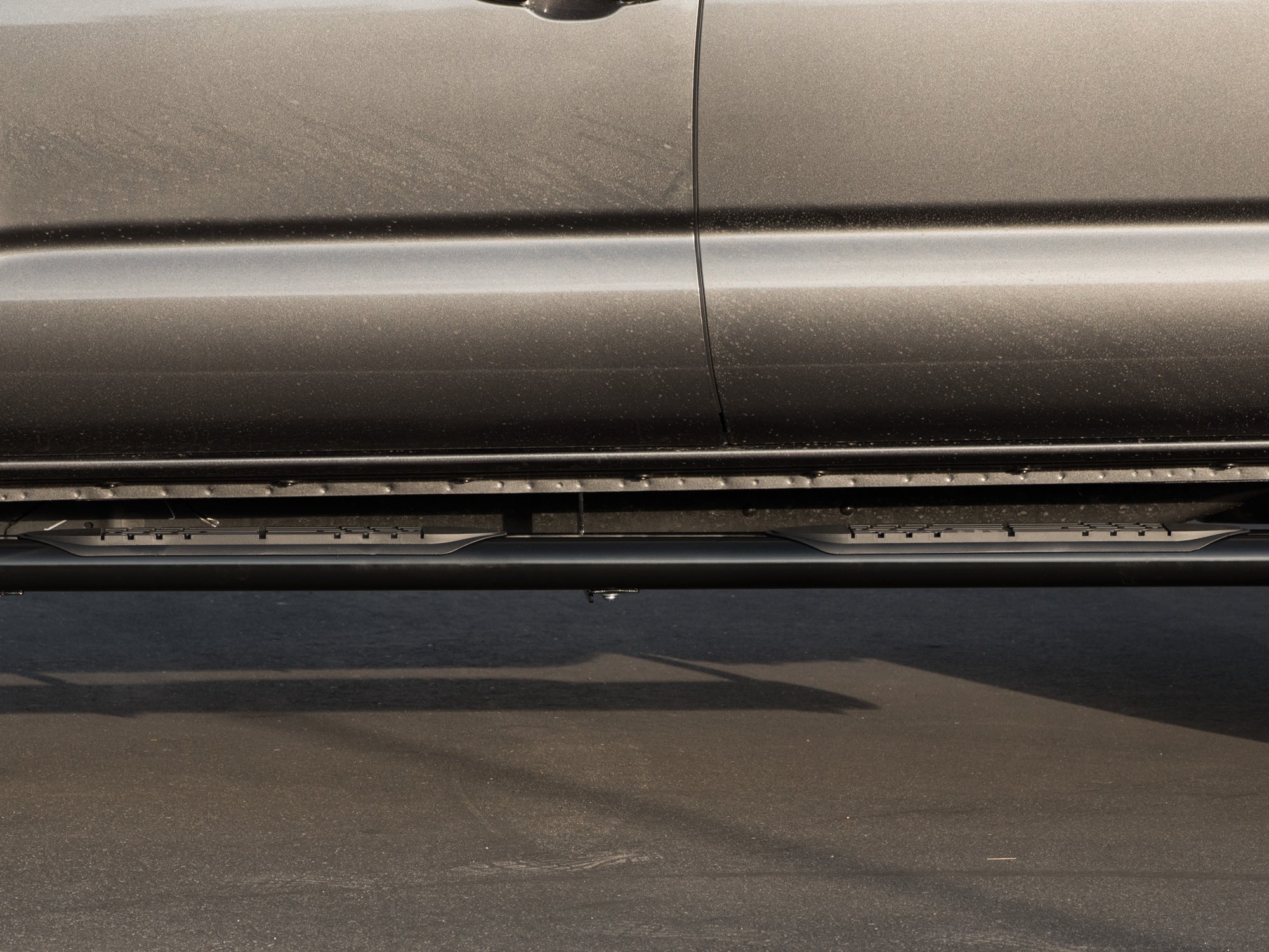 Armordillo 1999-2013 Chevy Silverado - Extended Cab - Body Mount 4" Oval Step Bar -Black - Armordillo USA by I3 Enterprise Inc. 