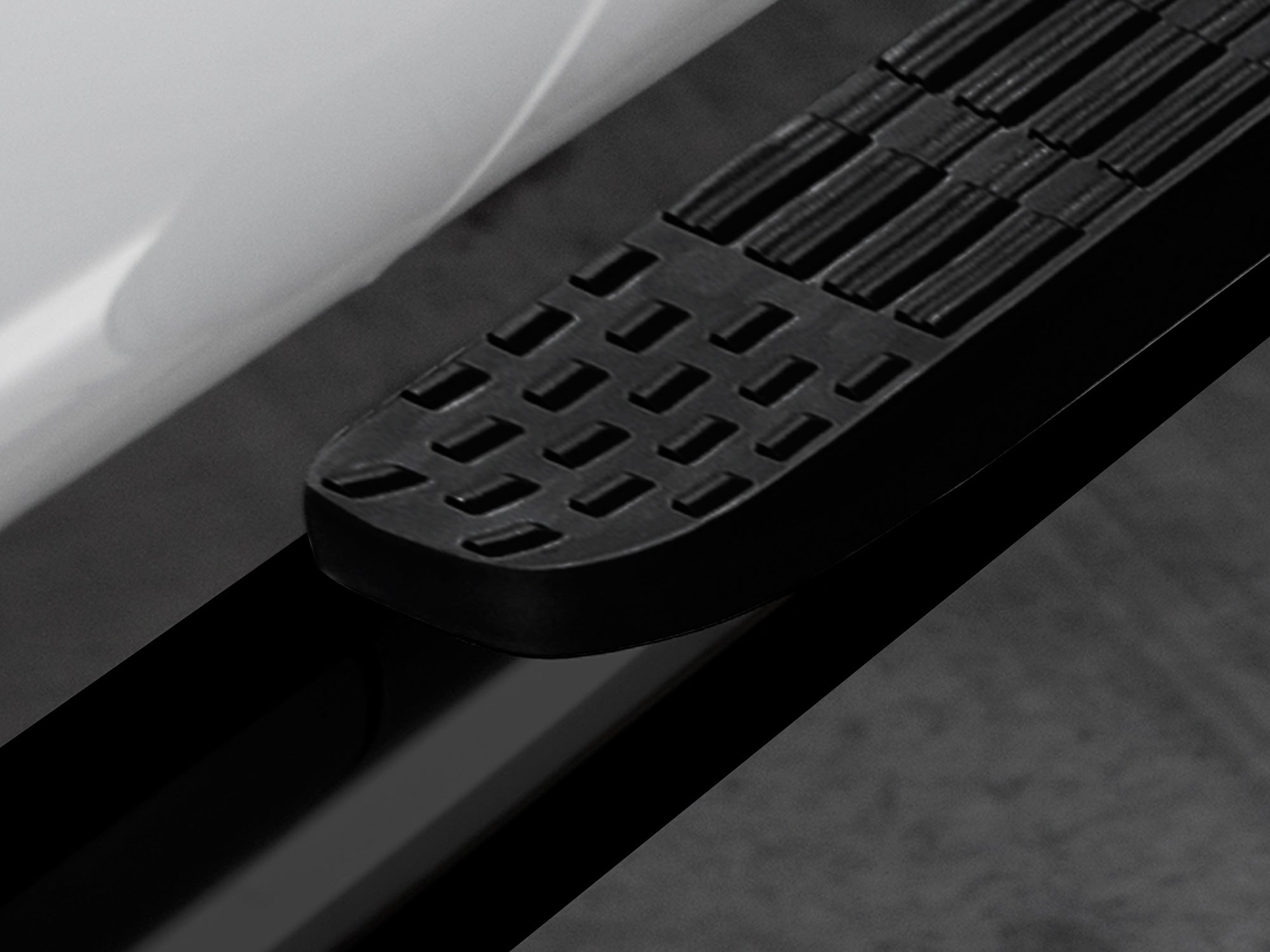 Armordillo 2007-2018 GMC Sierra - Crew Cab - Excl. Diesel Model 5" Oval Step Bar - Black - Armordillo USA by I3 Enterprise Inc. 
